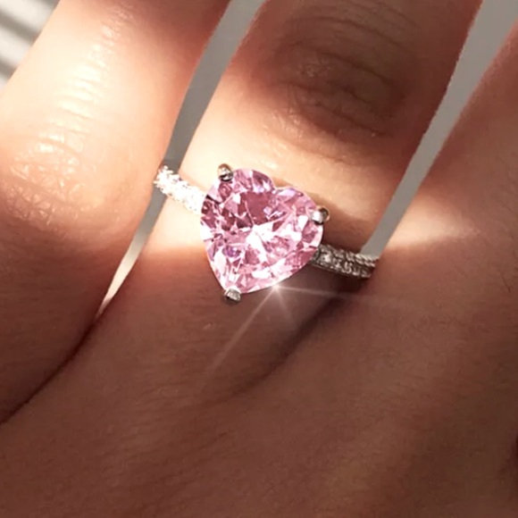 Huitan Jewelry - The Pink Heart Estate inspired heart shaped Pink Sapphire ring